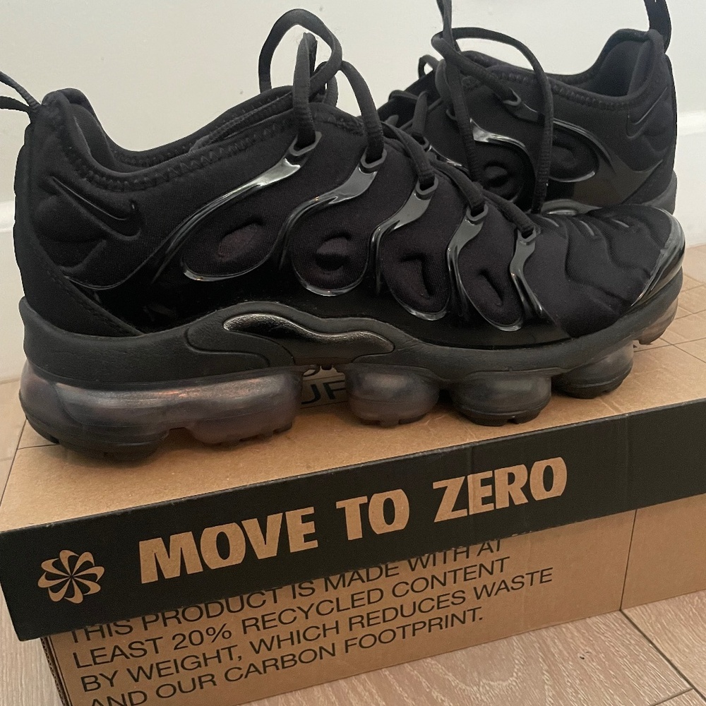 Nike Vapor Max Plus